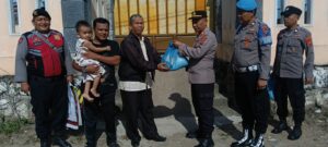 Polsek Lima Puluh gelar “Minggu Kasih”, bagikan sembako kepada mitra polsek dan tokoh agama