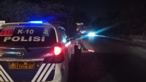 Satlantas Polres Batu Bara Gelar Patroli Blue Light di Jalinsum Indrapura – Antisipasi Gangguan Kamseltibcarlantas