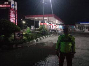 Satlantas Polres Batu Bara Gelar Patroli Khusus di SPBU Jalinsum Indrapura – Jaga Keamanan dan Ketertiban