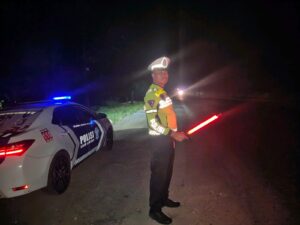 Sat Lantas Polres Batu Bara Gelar Patroli Blue Light, Jaga Keamanan Lalu Lintas Di Jalinsum Lima Puluh