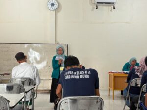 Menimba Ilmu di Balik Jeruji, WBP Lapas Labuhan Ruku Antusias Ikuti UAS Kesetaraan