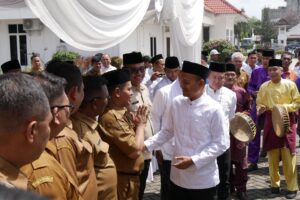 Pemko Tanjungbalai Bersama Forkopimda upah-upah Wali Kota Tanjungbalai, Mahyaruddin : Penyelenggaraan Ibadah Haji Kedepan Harus Lebih Baik