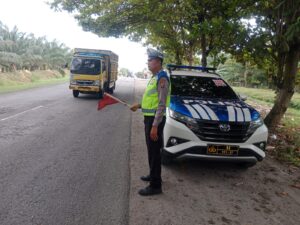 Sat Lantas Polres Batu Bara Laksanakan Patroli Kibas Bendera Dan Video Situasi Arus Lalulintas   
