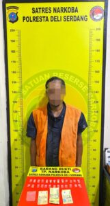 Pelaku Pengedar Narkoba diciduk, dan diboyong ke Sat Narkoba Polresta Deli Serdang”   