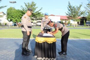 Polres Batu Bara Gelar Upacara Serah Terima Jabatan Kasiwas    