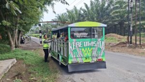 Satlantas Polres Batu Bara Lakukan Teguran Humanis – Edukasi Pengemudi dan Penumpang Odong-Odong di Jalan Lintas Batu Bara   