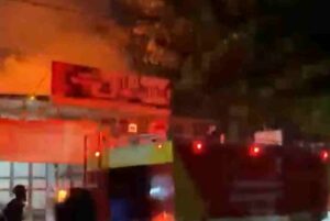 Dini Hari Kebakaran di Desa Simpang Gambus – Satu Orang Tewas, Dua Luka Bakar   