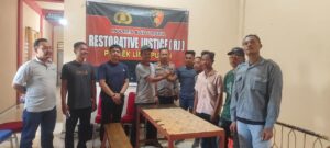 Polsek Lima Puluh Fasilitasi Penyelesaian Perkara Lewat Restorative Justice, Kedua Pihak Sepakat Berdamai Secara Kekeluargaan   