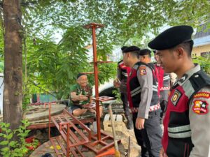 Sapa Warga Sabtu Pagi, Detasemen Perintis Korsabhara Polri Pastikan Wilayah Pengadegan Aman   