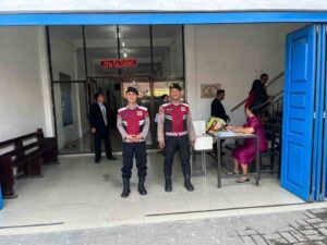 Sat Sabhara Polres Batu Bara Laksanakan PAM Gereja – Patroli Roda-4 Amanahkan HKBP dan GBKP Indrapura   
