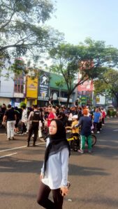Aksi Humanis Ditpolsatwa Polri Hibur Warga di CFD Margonda, Anak-Anak Antusias Foto bareng Turangga dan K9   