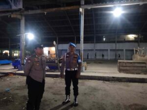 Polsek Talawi Laksanakan Patroli Mobile Malam Hari – Antisipasi Kejahatan dan Himbau Anti Pungutan Liar di Tanjung Tiram   