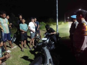 Polsek Air Putih Laksanakan Patroli Malam Senin – Antisipasi Balap Liar dan Begal di Jalinsum hingga Aces Road Inalum   