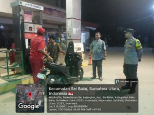 Polsek Talawi Laksanakan Himbauan di SPBU Jalinsum, Bio Solar Habis, Masyarakat Diminta Tertib dan Laporkan Dugaan Penyalahgunaan   