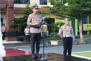 Kapolres Batu Bara Berikan Penghargaan kepada 38 Personel Berprestasi   