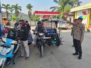 Polsek Air Putih Lakukan Monitoring SPBU, Stok BBM Terbatas, Plen Akan Tiba Sore Hari