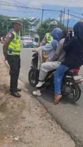 Kanit Turjawali Pimpin Pengamanan Unras di Depan Kantor DPRD – Situasi Aman Kondusif   