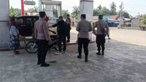 Polsek Lima Puluh Pantau Ketersediaan BBM – Tidak Ada Antrian Panjang, Situasi Aman Kondusif   