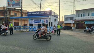 Satlantas Polres Batu Bara gelar strong point pagi – masyarakat merasa nyaman berlalulintas   