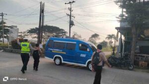 Satlantas Polres Batu Bara gelar gatur pagi di Jalinsum Simp SMA – lalu lintas berjalan lancar