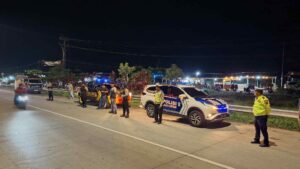Satlantas Polres Batu Bara Lakukan Patroli Blue Light di Jalinsum Exit Tol 50 – Kegiatan Aman Lancar