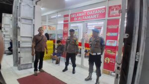 Patroli Malam Antisipasi Gangguan Kamtibmas, Polsek Air Putih Kawal Titik Rawan Balap Liar dan Begal   