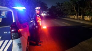 Pos Lantas Indrapura Gelar Patroli Blue Light, Jaga Kondusivitas Jalinsum Malam Hari   