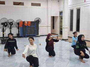 WBP Wanita Lapas Labuhan Ruku Latihan Menari Sambut HUT RI Ke-81, Tanamkan Nasionalisme Dan Lestarikan Budaya