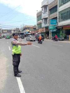 Sat Lantas Pematangsiantar Atur Arus di Jalan Sutomo–Simpang Vihara, Kegiatan Berjalan Aman & Lancar