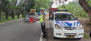 Patroli Jalinsum dan Kibas Bendera Merah, Sat Lantas Sei Bejangkar Amankan Titik Rawan Laka Lantas