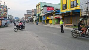 Sat Lantas Polres Batu Bara Laksanakan Strong Point Pagi di Simpang Tanjung Kubah   