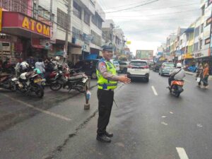 Kasat Lantas Polres Pematangsiantar Laksanakan Supervisi di Polres Simalungun, Pengaturan Lalu Lintas Kota Tetap Berjalan Lancar   