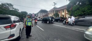 Sat Lantas Polres Pematangsiantar Amankan 18 Titik Persimpangan Kota, Gelar Pos Padat Sore Antisipasi Kepadatan Lalu Lintas   