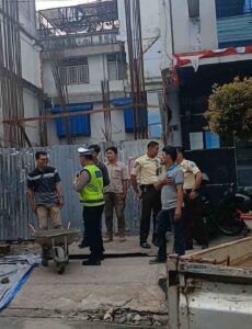 Sat Lantas Polres Pematangsiantar Himbau Pengusaha Konstruksi Agar Tidak Menimbulkan Kemacetan Saat Pengecoran