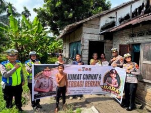 Sat Lantas Polres Batu Bara Gelar Jumat Berkah: Patroli Lalu Lintas & Berbagi Sembako ke Warga Sumber Padi   