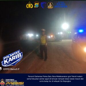 Patroli Malam Sat Lantas Polres Batu Bara, Senter Appil Dinyalakan di 3 Titik Rawan Jalan Lintas Sumatera   