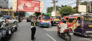 Sat Lantas Pematangsiantar Atur Arus di Jalan Merdeka–Pattimura, Kegiatan Berjalan Aman & Lancar   