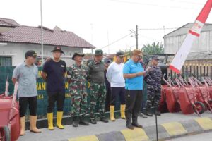 Kapolres Batu Bara Bersama Forkopimda Gelar Gotong Royong Massal di Tanjung Tiram   