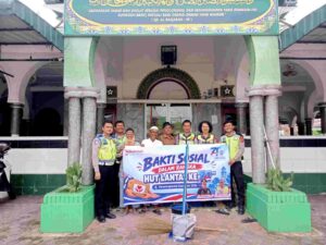 Sat Lantas Polres Pematangsiantar Berbagi Bantuan Sosial di Masjid Ilham, Semarakkan HUT Lalu Lintas Bhayangkara ke-71