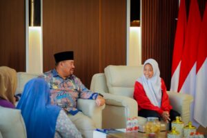 Bupati Batu Bara Terima Kunjungan Fadila, Pemain Timnas Putri U-16 Asal Batu Bara   