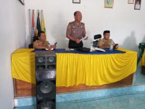 Polsek Talawi Bersama Pemerintah Desa Bahas Pencegahan Tawuran Anak dan Remaja